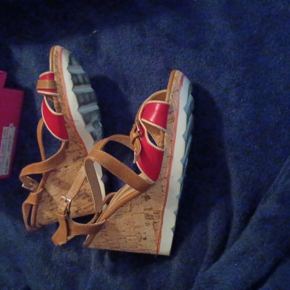 Shoes - Picture 2 of 2